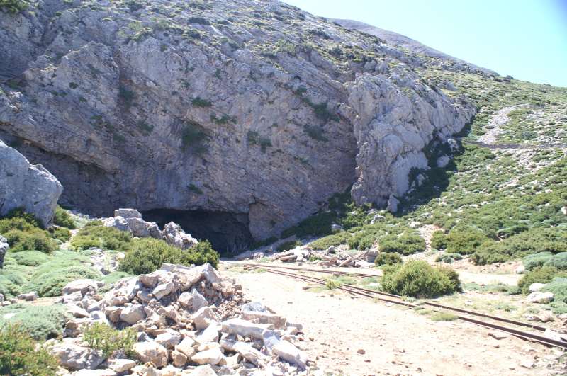 Diova jaskyňa (Zeus cave) na planine Nida