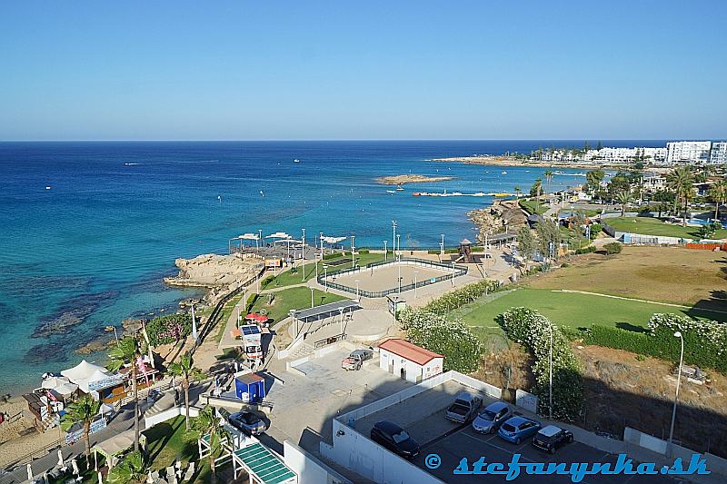 Protaras - pohľad z hotela Silver Sands na Fig Tree Bay