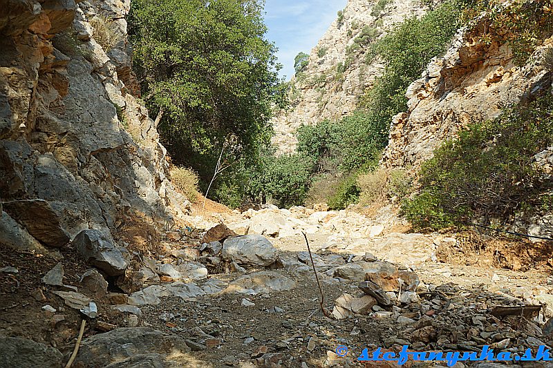 Roklina Spiliotissa (Rechtra gorge)