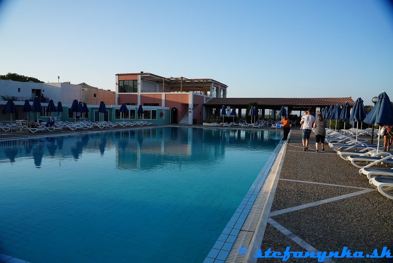 Hotel Dessole Dolphin Bay, Amoudara, Kréta - bazén