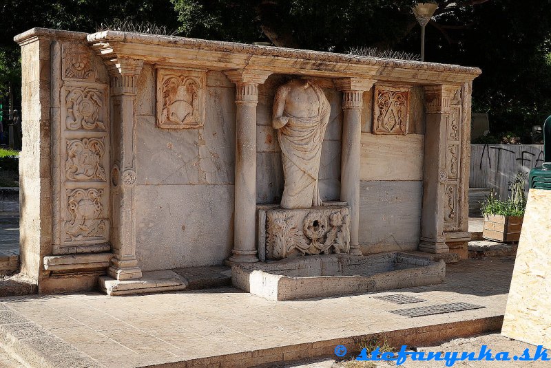 Bembo fountain, Heraklion, Kréta Bembo fountain, Heraklion, Kréta
