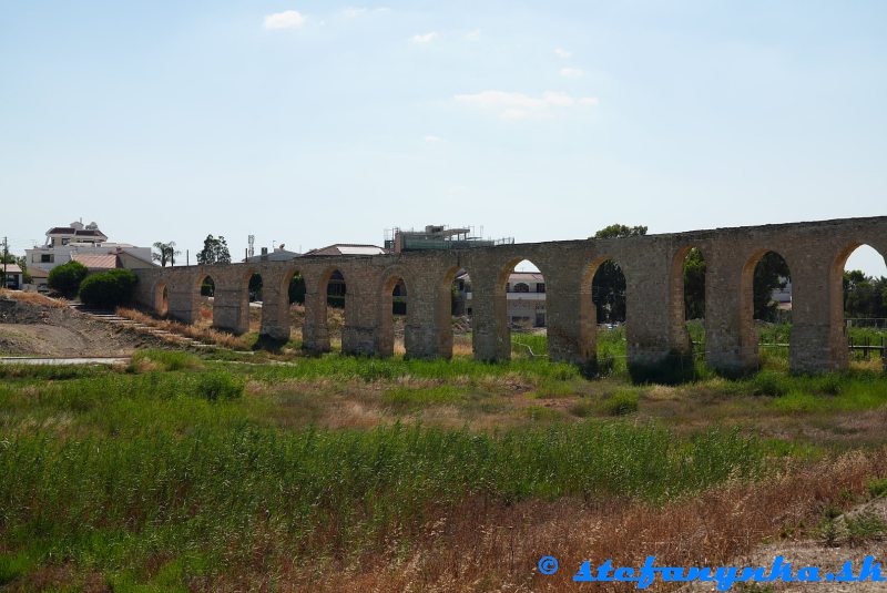 Larnaka - Aquadukt Kamares Larnaka - Aquadukt Kamares