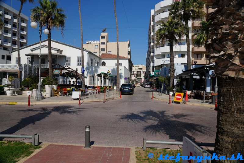 Larnaka - Finikoudes Larnaka - Finikoudes