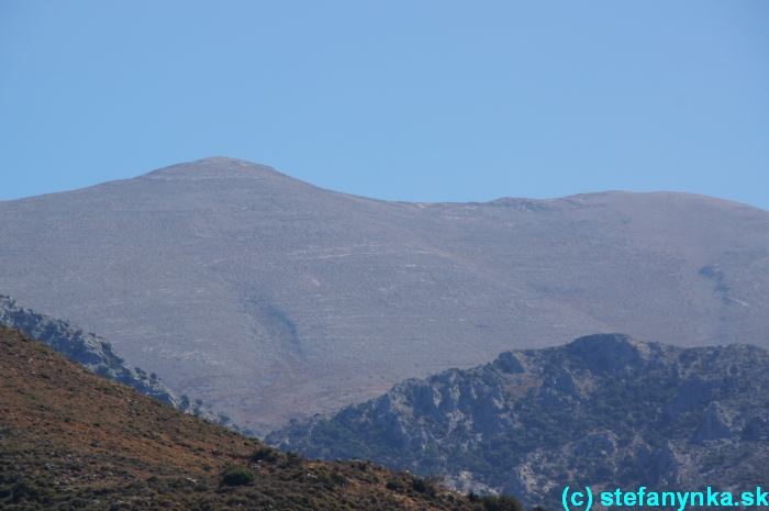 Platania gorge, Kréta, Stefanynka - pohľad na Psiloritis - majvyšší kopec na Kréte.
