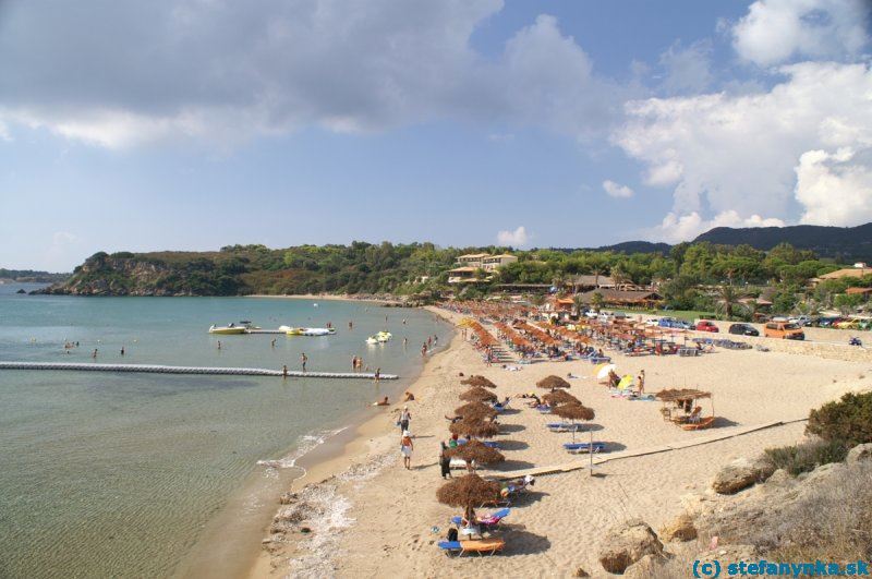 Zakynthos. Pláž Agios Nikolaos na poloostrove Vasiliki (Vasilikos)