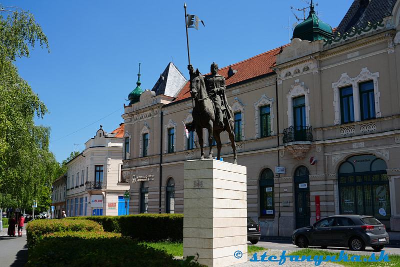 Komárno - socha kráľa sv. Štefana