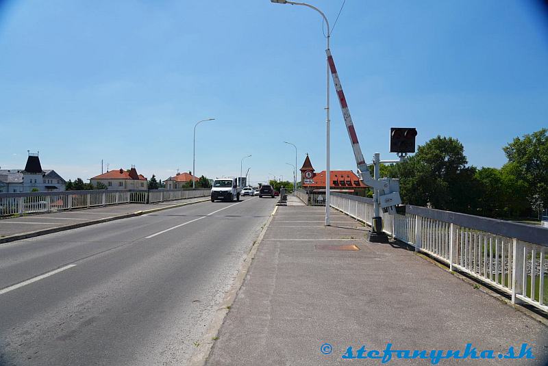 Komárno - padací (zdvíhací) most