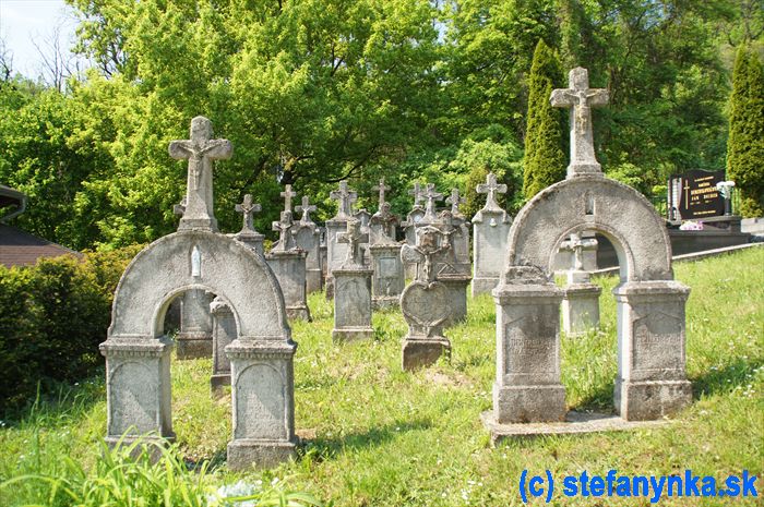 Cintorín v Dobrej Vode