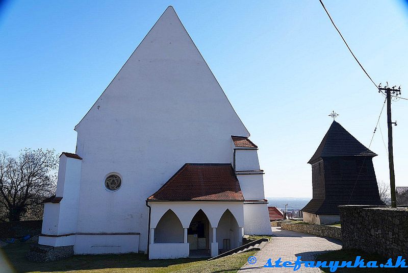 Svätý Jur - kostol sv. Juraja Svätý Jur - kostol sv. Juraja